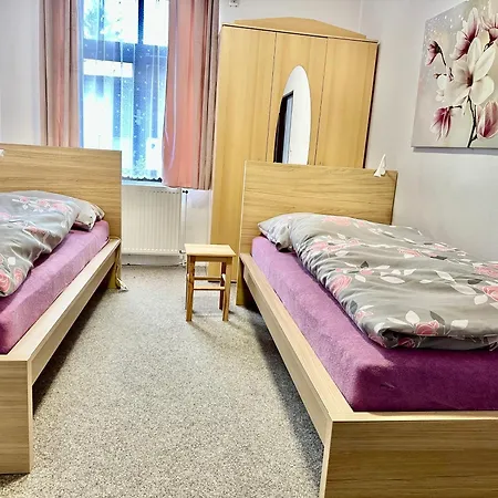 Lenka 2 3* Harrachov